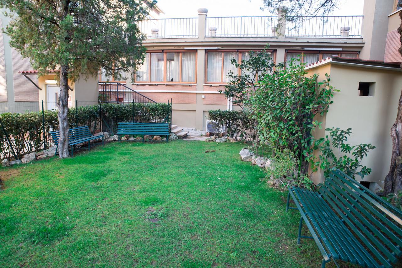 Casa Per Ferie Oasi San Giuseppe Hotel - Rome — Photos 2